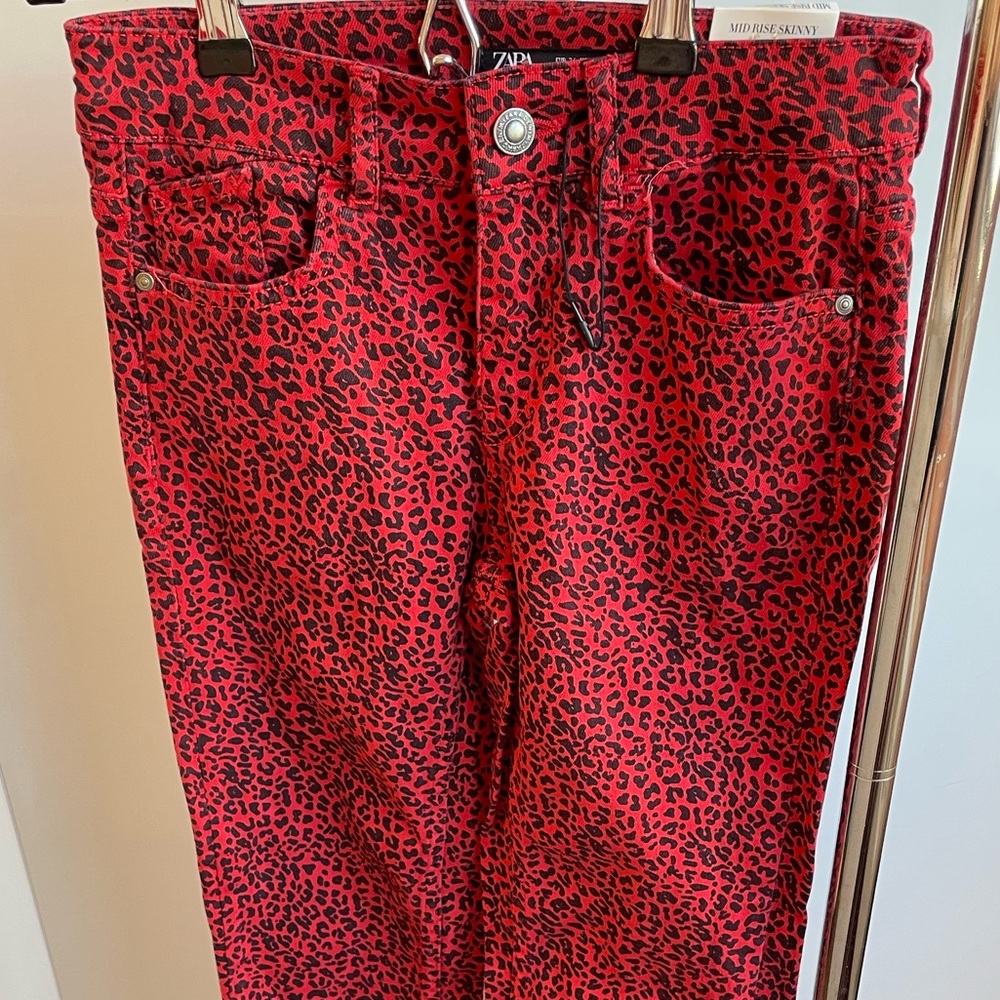 Zara Jeans, Mid rise Skinny Jeans, Size Eur 34 (USA 2)